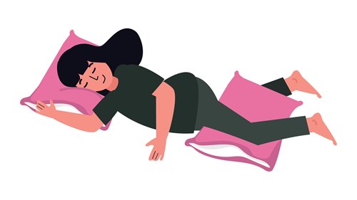 Tegning av en kvinne som sover på siden med en pute mellom beina.