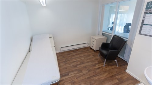 Illustrasjonsfoto av behandlingsrom på legekontor