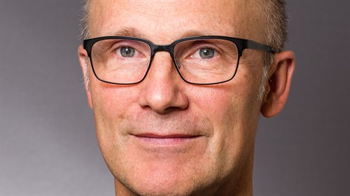 henrik-schirmer.jpg henrik-schirmer.jpg