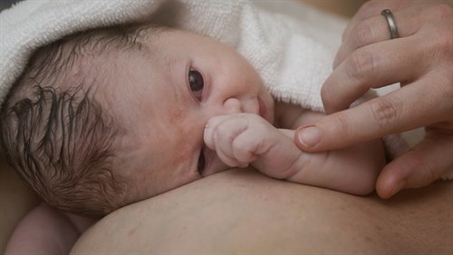 Illustrasjonsfoto 9997-2-nyfodt-baby-fodsel.jpg